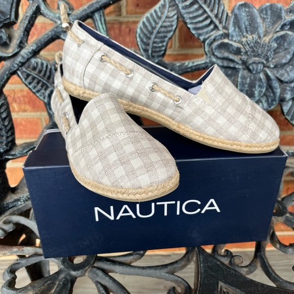 Nautica Shoes - Nautica Canvas Espadrilles NWT